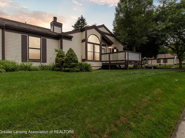 2741 Trudy Ln Unit 5, Lansing, MI 48910