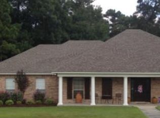 316 Lake Side Ln NW, Brookhaven, MS 39601