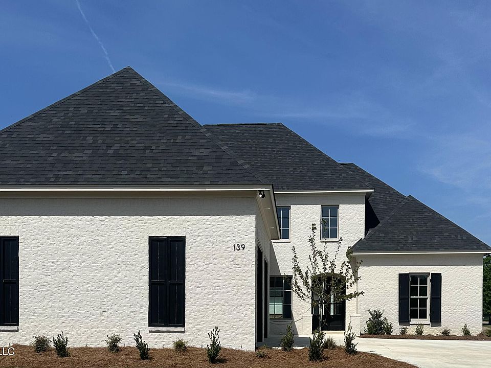1st image of 139 Venice Way