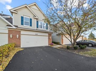 3117 Raphael Ct, St Charles, IL 60175