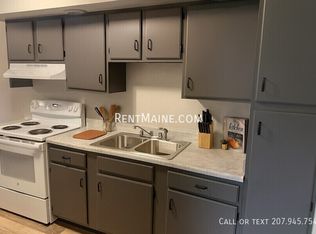 18 Wenbelle Dr APT 305, Bucksport, ME 04416