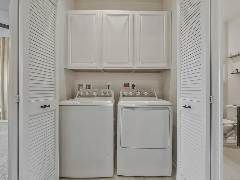 10711 Hinton Way — Photo 39