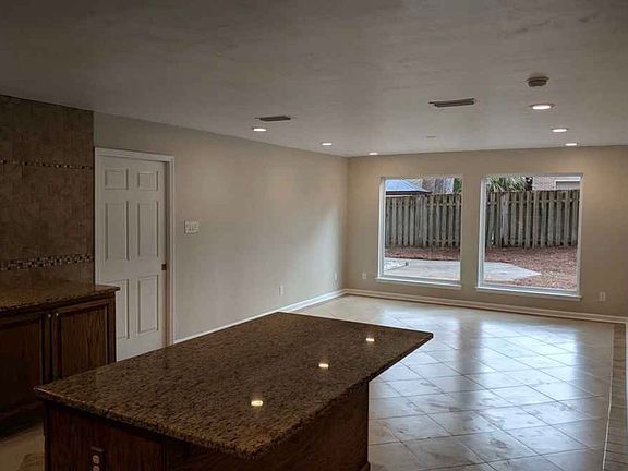 5th image of 3373 Rustlewood Ln