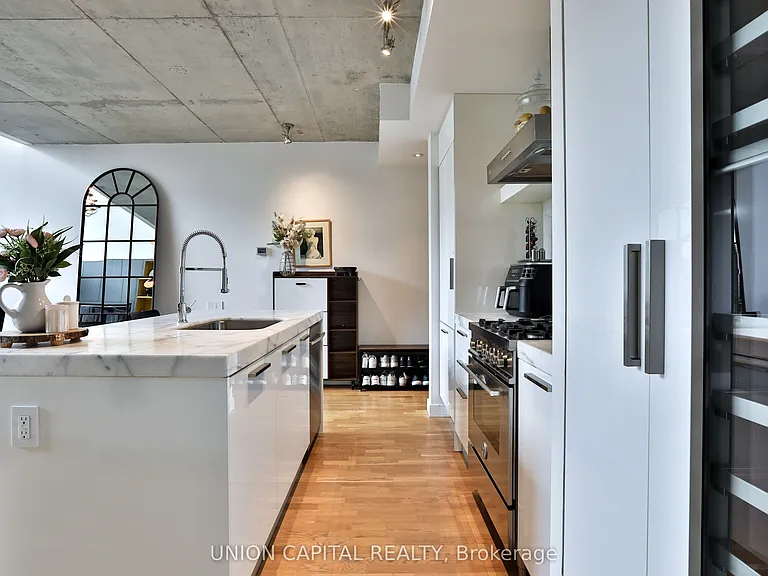75 Portland St #504 — Photo 12
