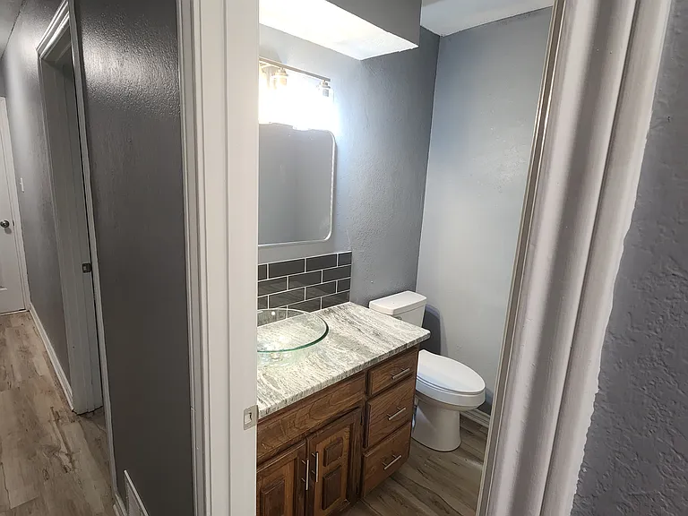 1913 Willowcrest Loop — Photo 13