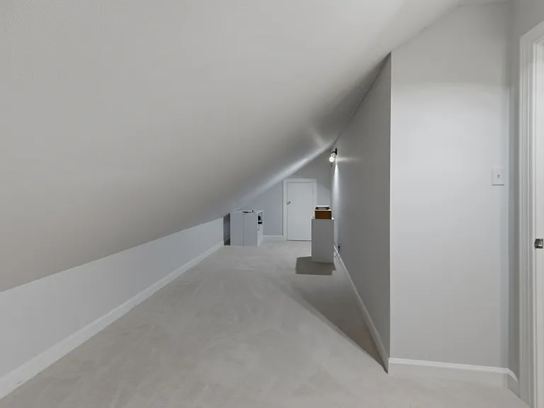 9748 Concord Pass — Photo 31