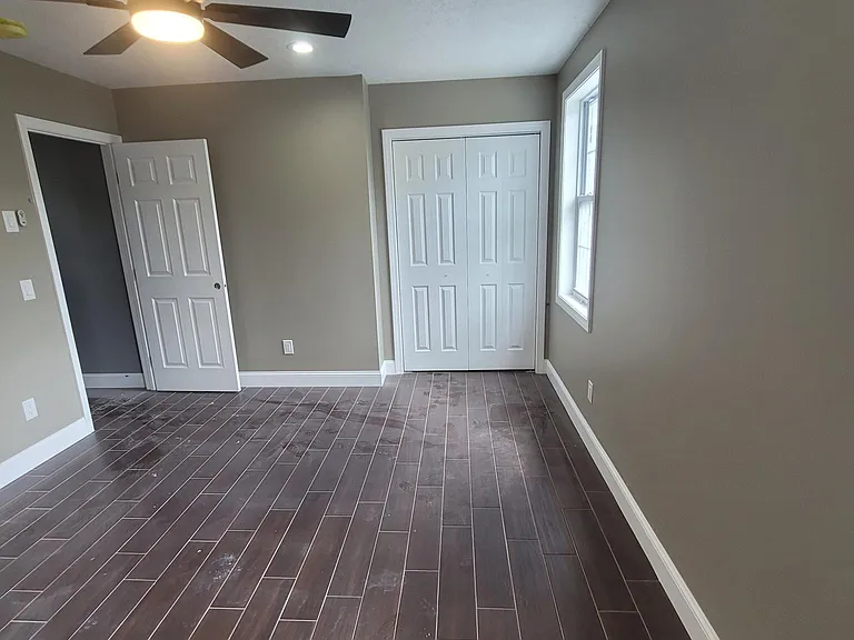 3010 Maple St — Photo 9