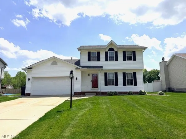 5137 Pine Shadow Ct, Youngstown, OH 44440