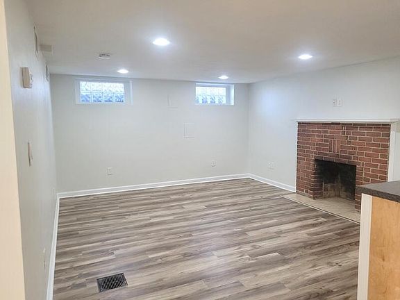 4th image of 2803 Burton Ave NW #3