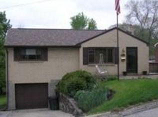 3182 Mellott Rd, Pittsburgh, PA 15227