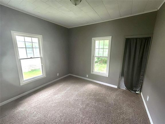 2nd image of 305 E Forest Ave