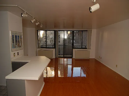 Sold by Sotheby's International Realty | media 10