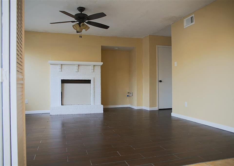 1st image of 1500 Bay Area Blvd #116