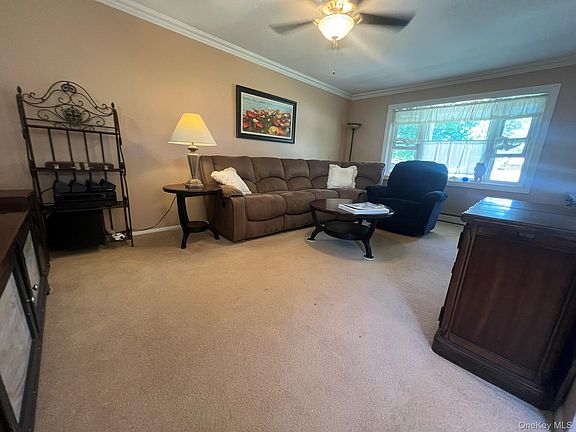 4th image of 68 Alcolade Drive E