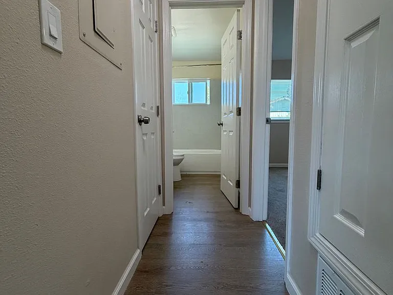 1370 Calabazas Blvd — Photo 13