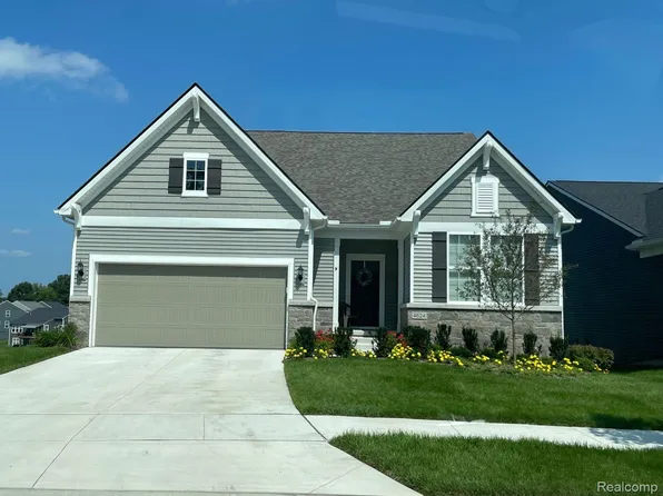 30144 Turtle Creek Cir, Lyon Township, MI 48165