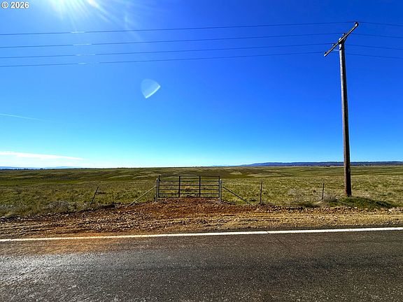 3rd image of Dot Rd #2