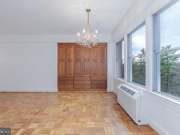 5th image of 4000 Cathedral Ave NW APT 346B