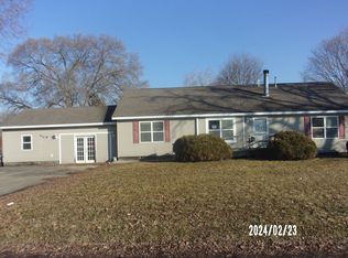 106 W Allen St, Kentland, IN