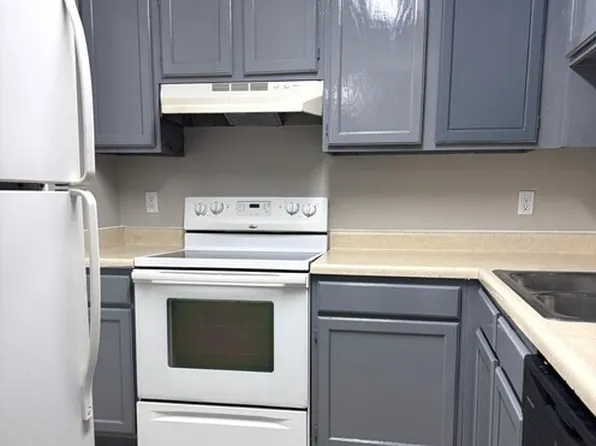 11303 Bel Air Dr APT B, San Antonio, TX 78213