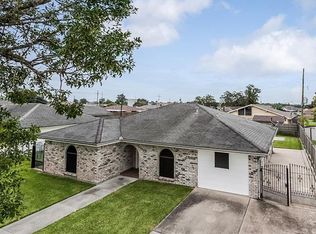 2525 Garden St, Meraux, LA 70075