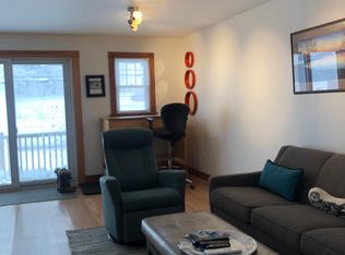 53 Bow St, Freeport, ME 04032