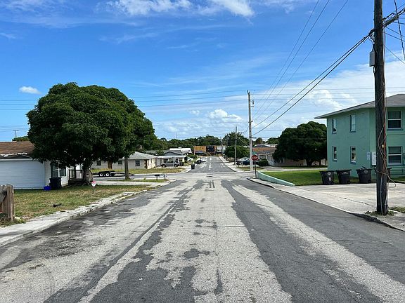 5th image of 815 21st St