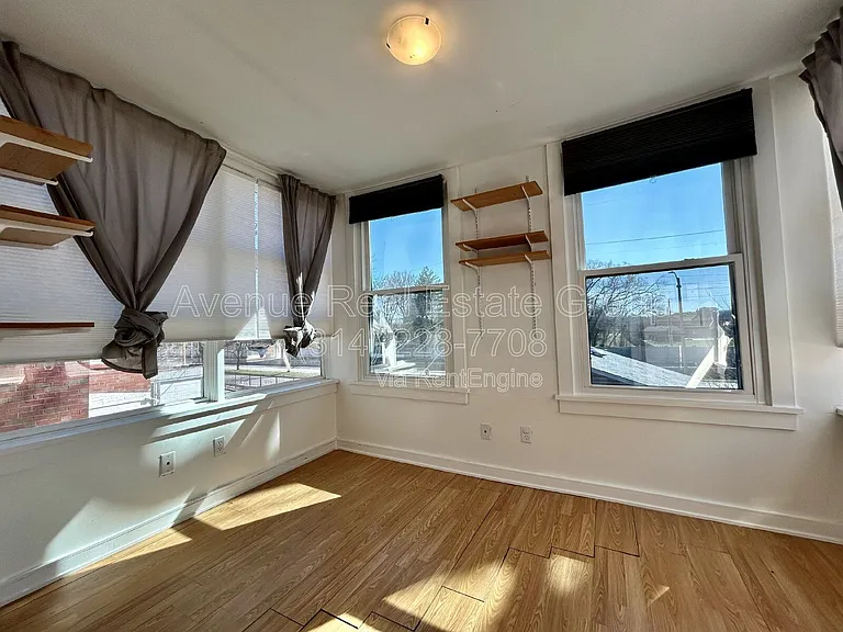 5804 Pershing Ave — Photo 14
