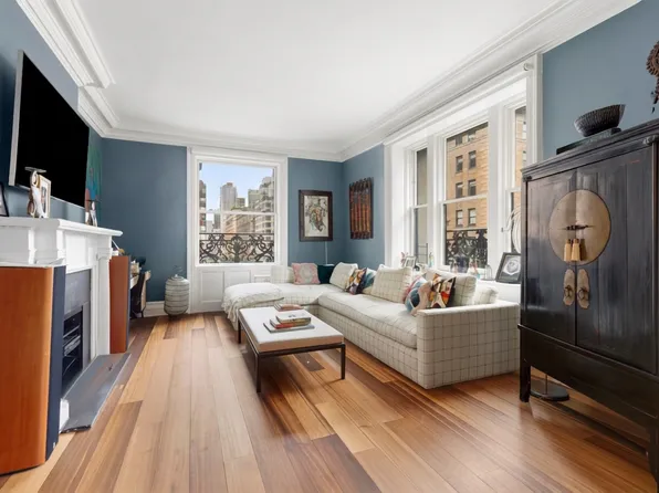 1261 Madison Avenue image 1 of 13