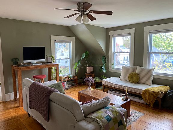 2nd image of 58 High St #2