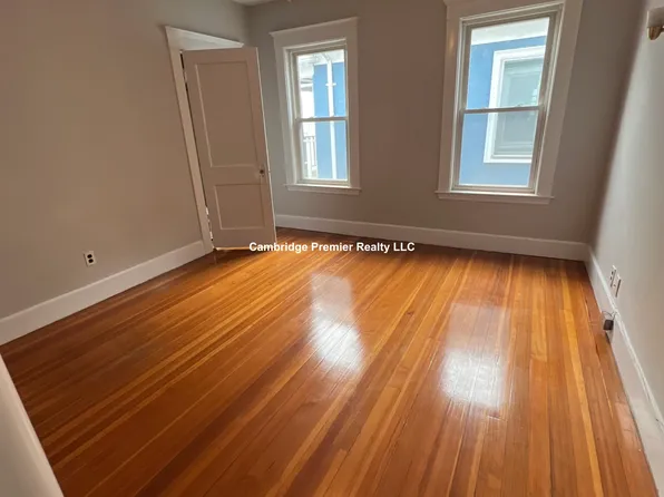 121 North St, Somerville, MA