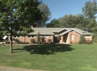 404 Voyageur Dr, Erie, PA