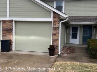 522 NE 6th St APT C, Blue Springs, MO 64014