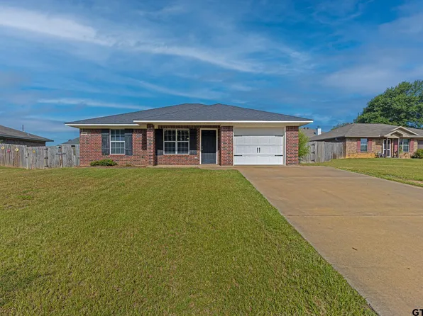 209 Shelly, Lindale, TX 75771