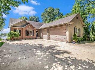 12998 Jefferson Blvd, Mishawaka, IN 46545
