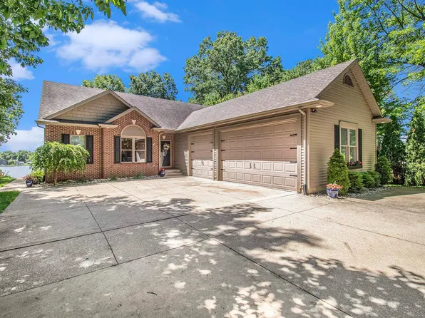 12998 Jefferson Blvd, Mishawaka, IN 46545