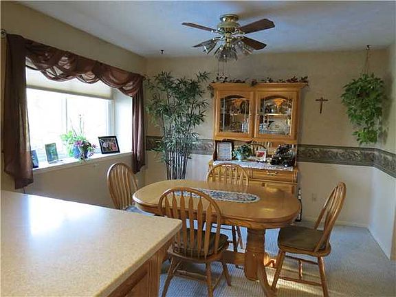 4th image of 429 Rapidan Dr