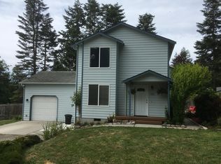 1301 Leahy Dr, Coupeville, WA 98239