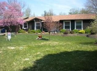 363 Jamboree Dr, Ballwin, MO 63021