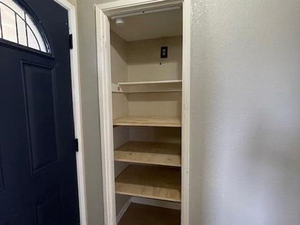 5000 Camino Royale Drive, Sacramento, CA 95823