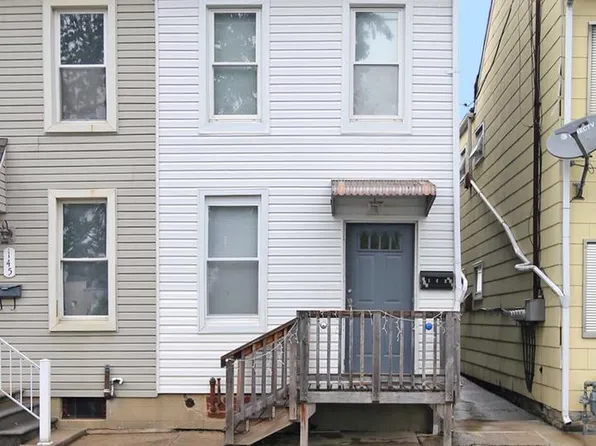 143 Mifflin St, Lebanon, PA 17046