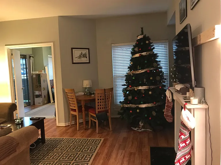 12152 Penderview Ter #1304 — Photo 13