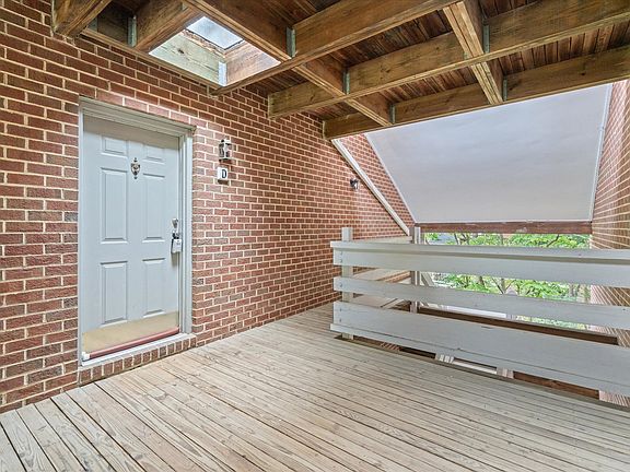 2nd image of 3151 Anchorway Ct Unit D