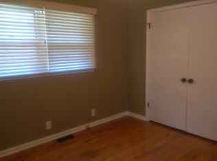 1826 Arkansas St, Lawrence, KS 66044