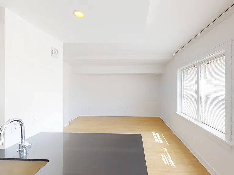 Dining/Living room