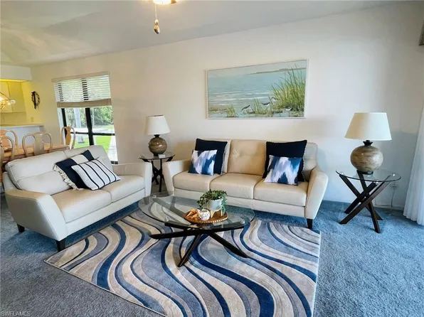 4410 Chantelle Dr, Naples, FL