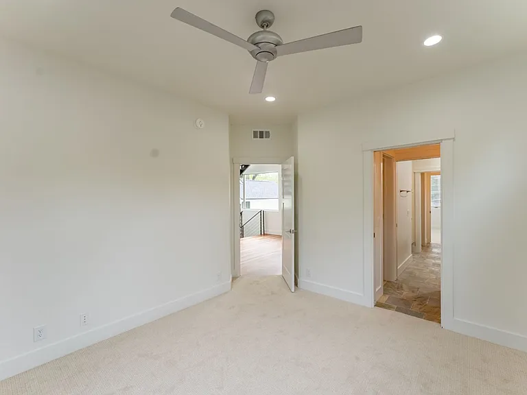 716 Post Oak St — Photo 23