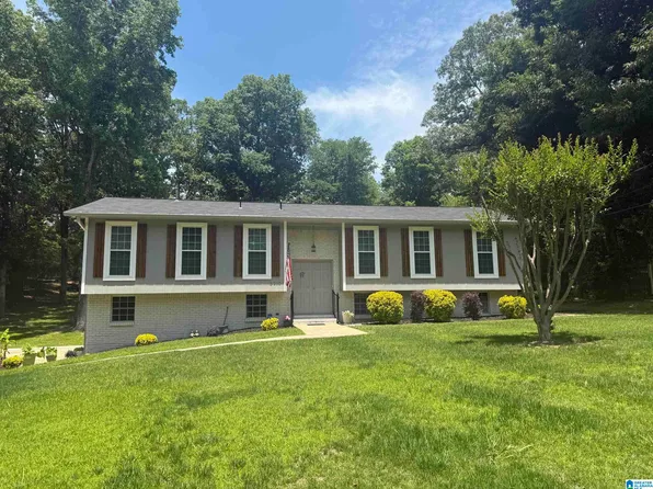 3210 Churchview Way, Bessemer, AL 35023