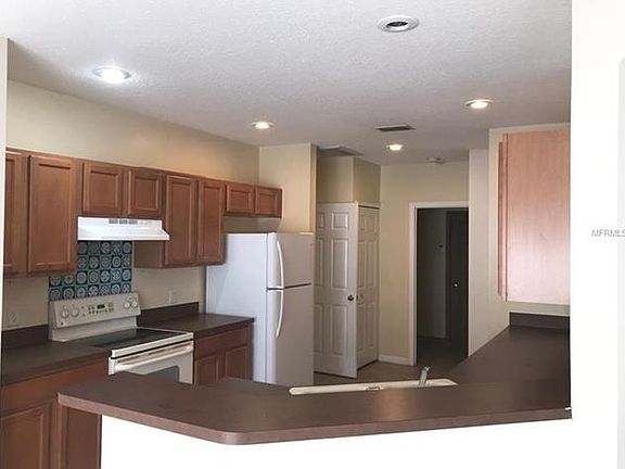 3rd image of 2510 Baykal Dr