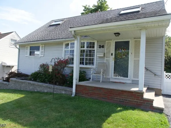 34 Jacklin Ct, Clifton City, NJ 07012